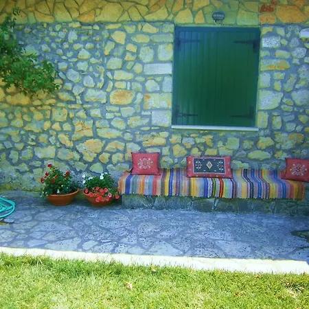 Frias Casa de Férias *
