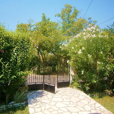 Frias * Asprogerakata