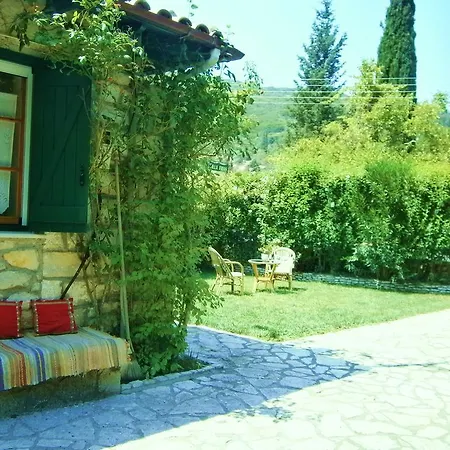 Dom wakacyjny Frias Asprogerakata